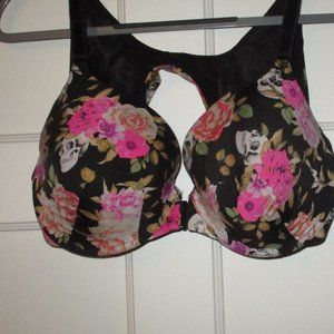 EUC front close  Torrid Curve 42C Black bra - black pink floral skulls CUTE